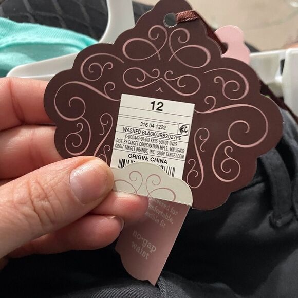 Aladdin Short Sleeve Top Size Medium NWT - Picture 3 of 6